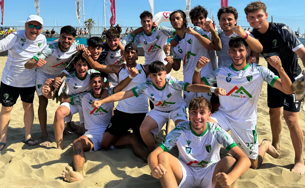 Beach soccer, vittoria per l'under 20 Icierre Lamezia