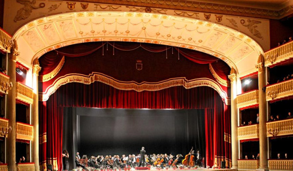 Calabria: L’orchestra “Chernivtsy Philharmonic Society” in concerto al Rendano