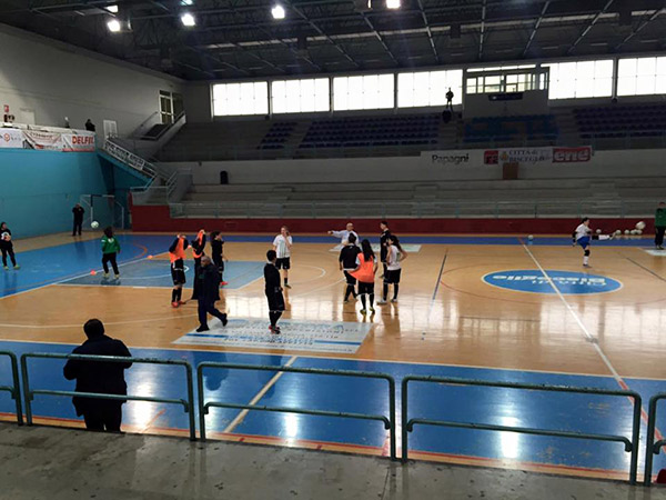 Royal Team Lamezia, autorete di Fragola regala vittoria all’Arcadia Bisceglie