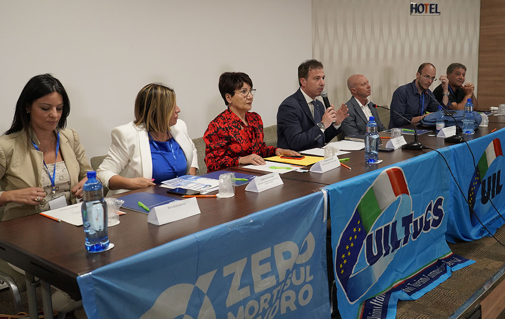il-tavolo-del-congresso-_5798a.jpg