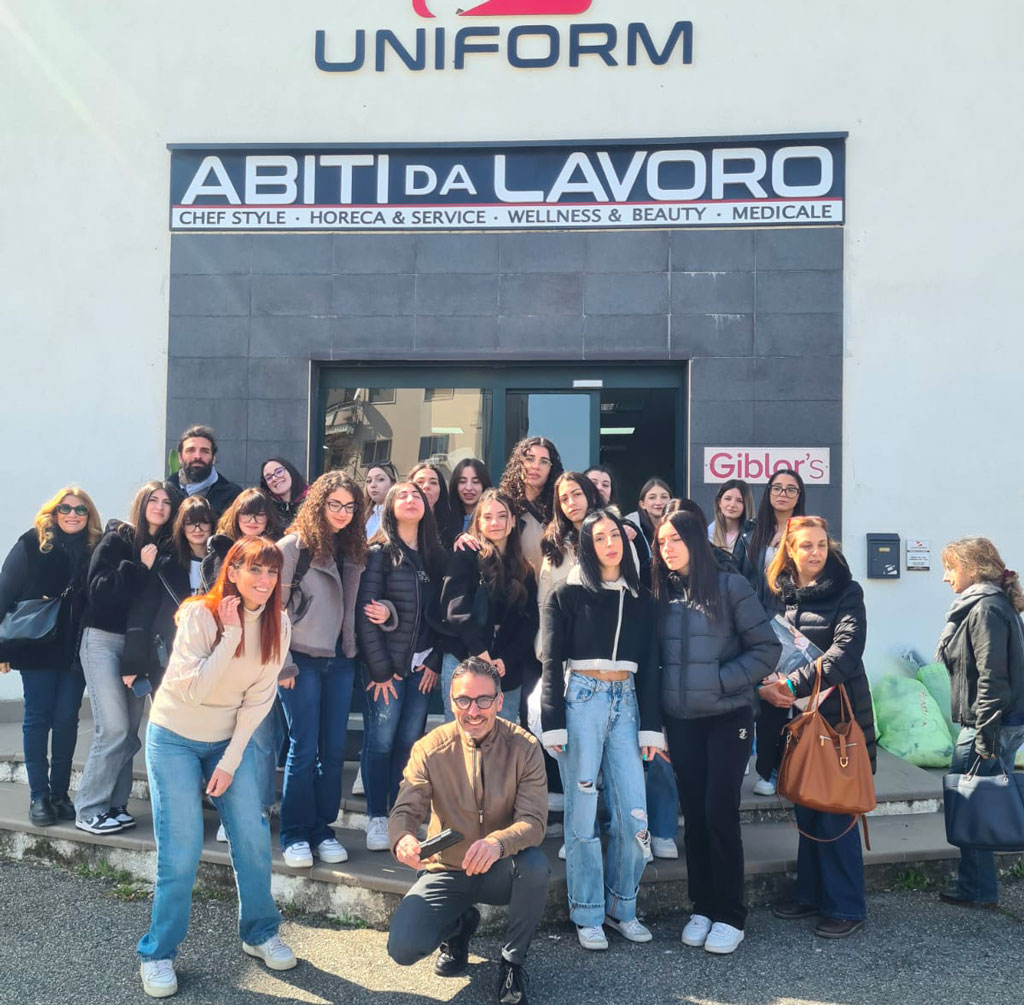 il-team-di-lavoro-incontra-le-classi_f9f11.jpg
