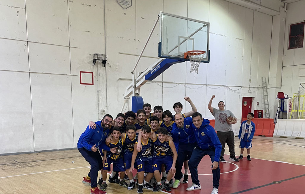 Basket, prima vittoria stagionale per la Lamezia Jellyfish cestistica under 15