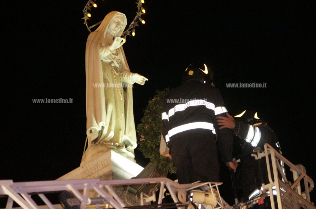 immacolata-omaggio-floreale-20194.jpg