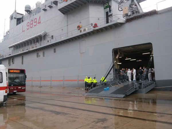 Calabria: Nuovo sbarco di 1.593 immigrati a Reggio 