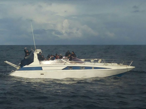 Calabria: Scafista si finge sordomuto, arrestato