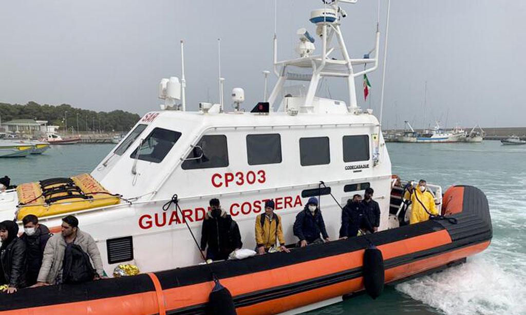Migranti, nuovo sbarco nella Locride: arrivati in 62