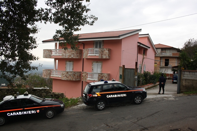 Lamezia, sequestrate dai Carabinieri ville abusive per un valore di oltre 2 milioni di euro. Dieci persone indagate