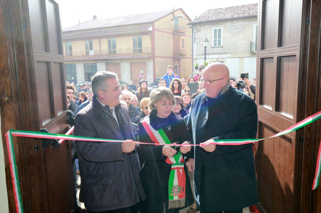 Presidente Oliverio inaugura Museo della civiltà contadina a Decollatura 