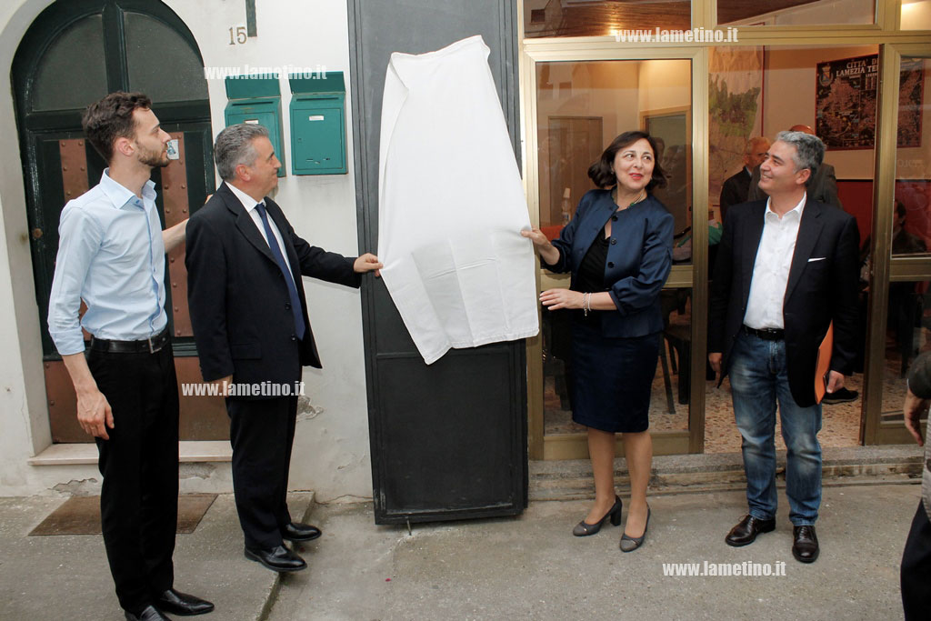 Lamezia: inaugurata sede Pd in via Oslavia intitolata alla memoria di Pino Cosentino