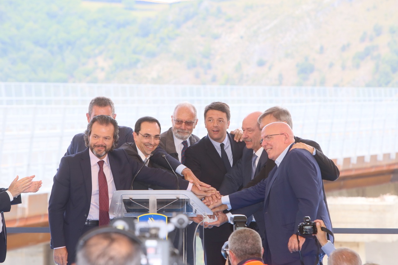 inaugurazione_ponte_italia_A3__-_11.jpg