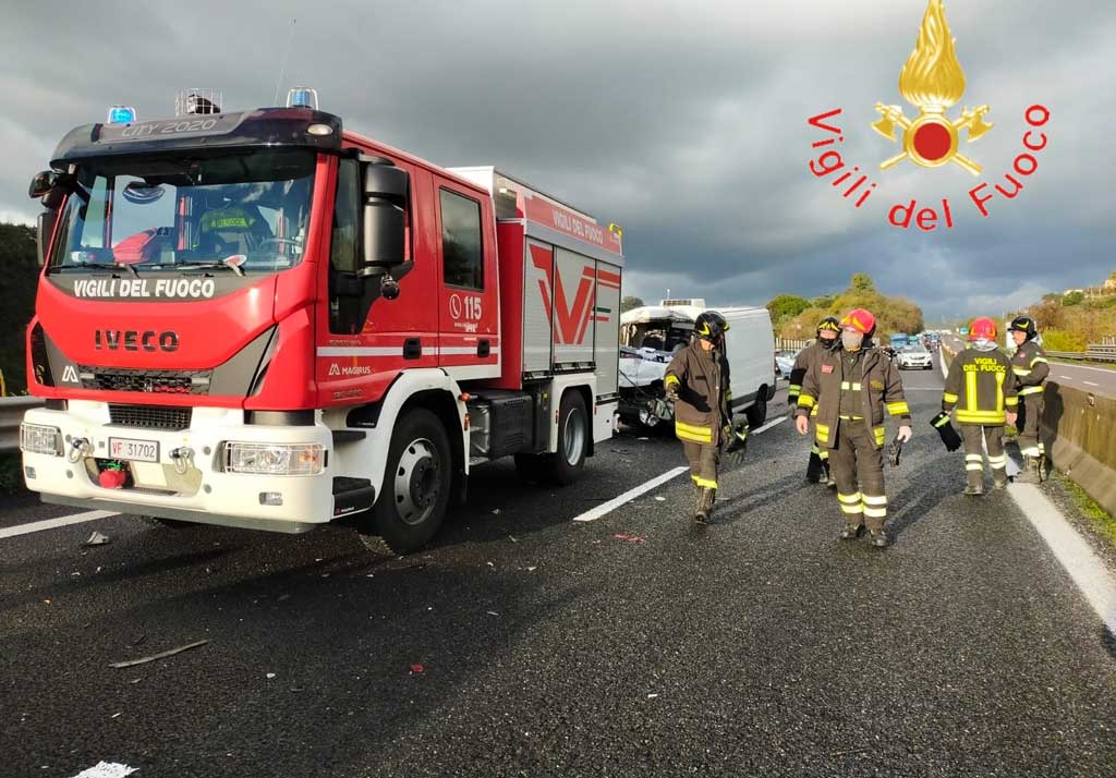Grave incidente sulla ss 280 tra Lamezia e Catanzaro: un morto e feriti