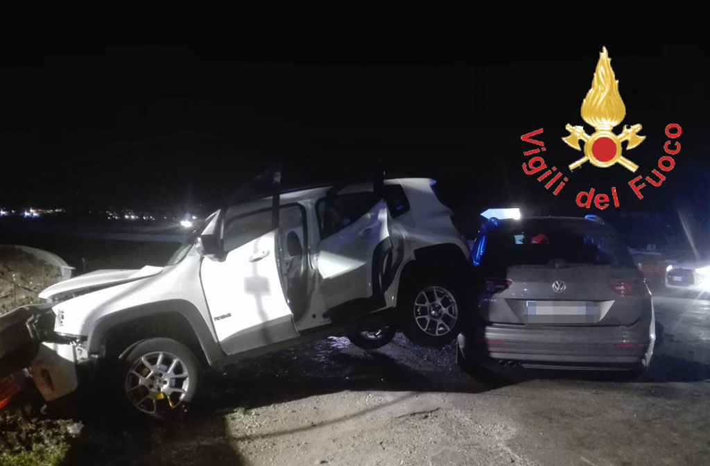 Scontro tra due auto al bivio Sirene di Curinga: feriti