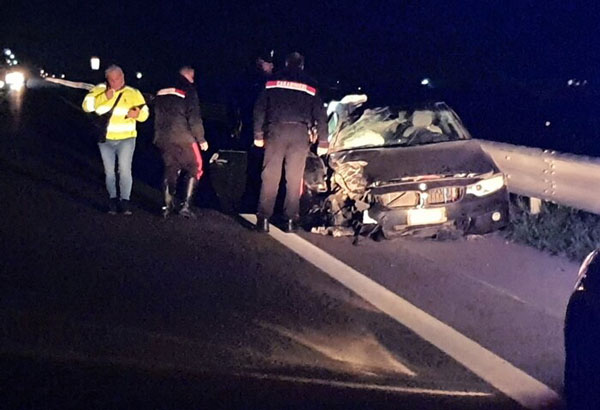 Scontro su statale 106 nel Cosentino, cinque feriti