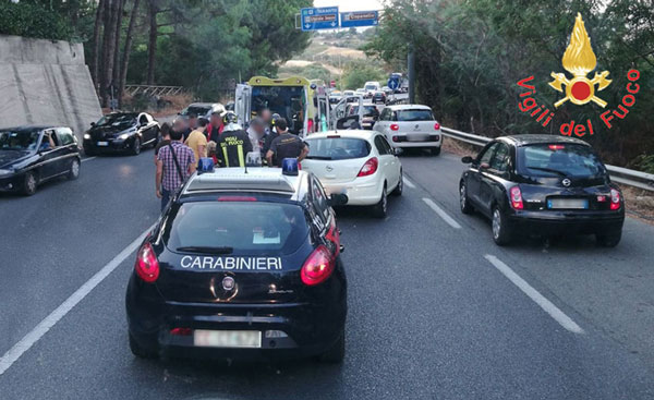 Incidente sulla SS 106 a Copanello, ferito un giovane