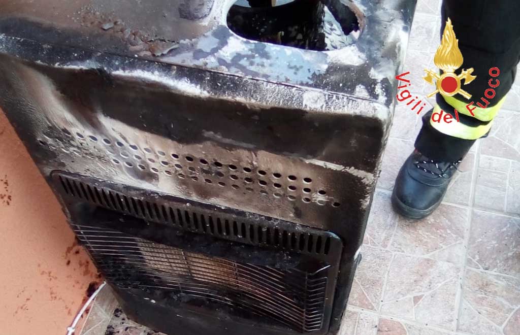 Si ustiona con una stufa, 99enne muore nel catanzarese