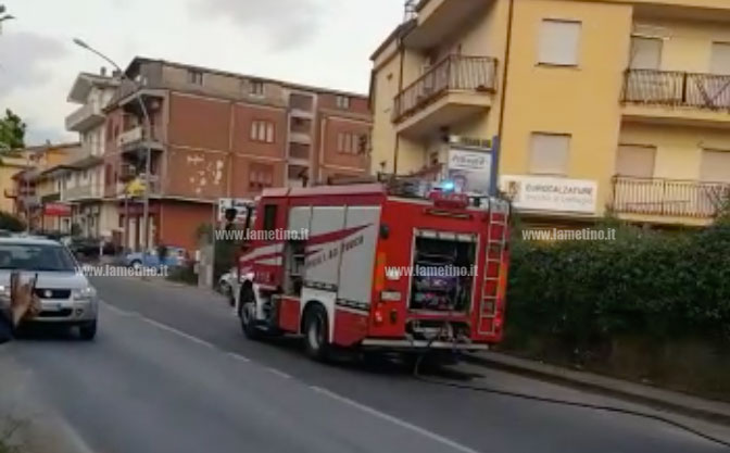 incendio-auto-via-marconi.jpg