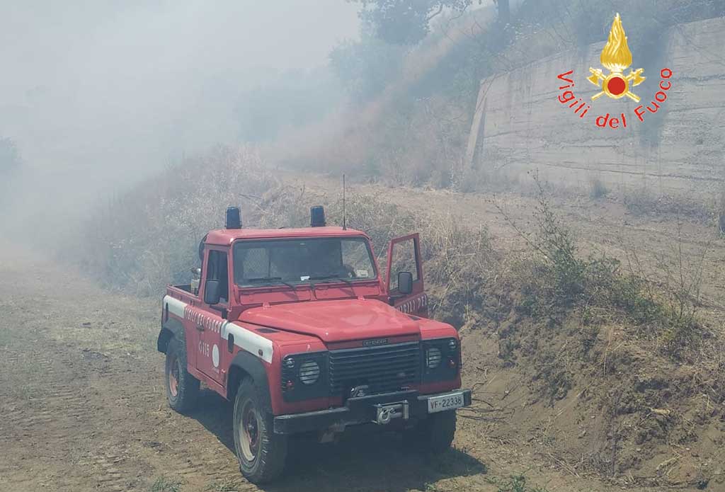 incendio-catanzaro-1.jpg