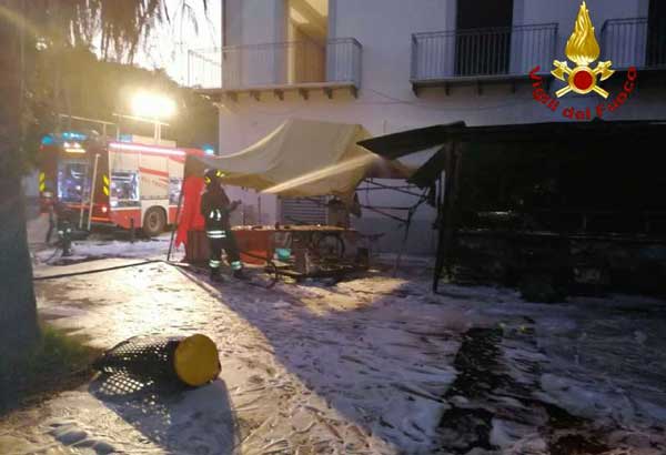 incendio-furgone-vibo-2672019.jpg