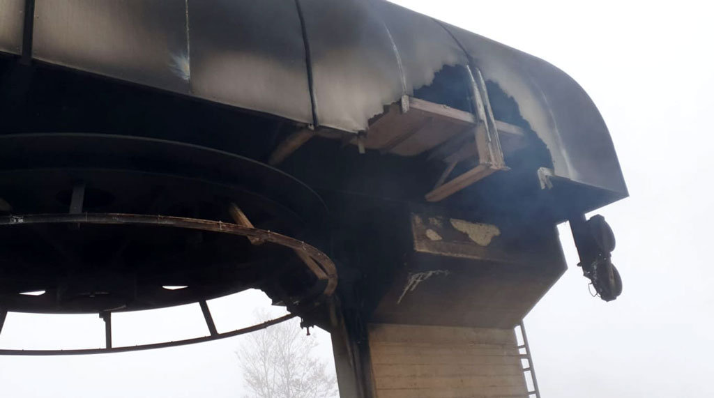 Incendio danneggia seggiovia a Gambarie