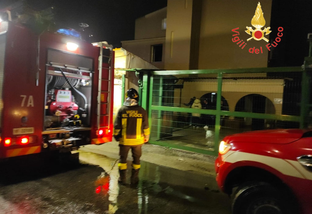 Lamezia, incendio in Casa Alloggio Protetta per anziani: degenti trasferiti in altra struttura