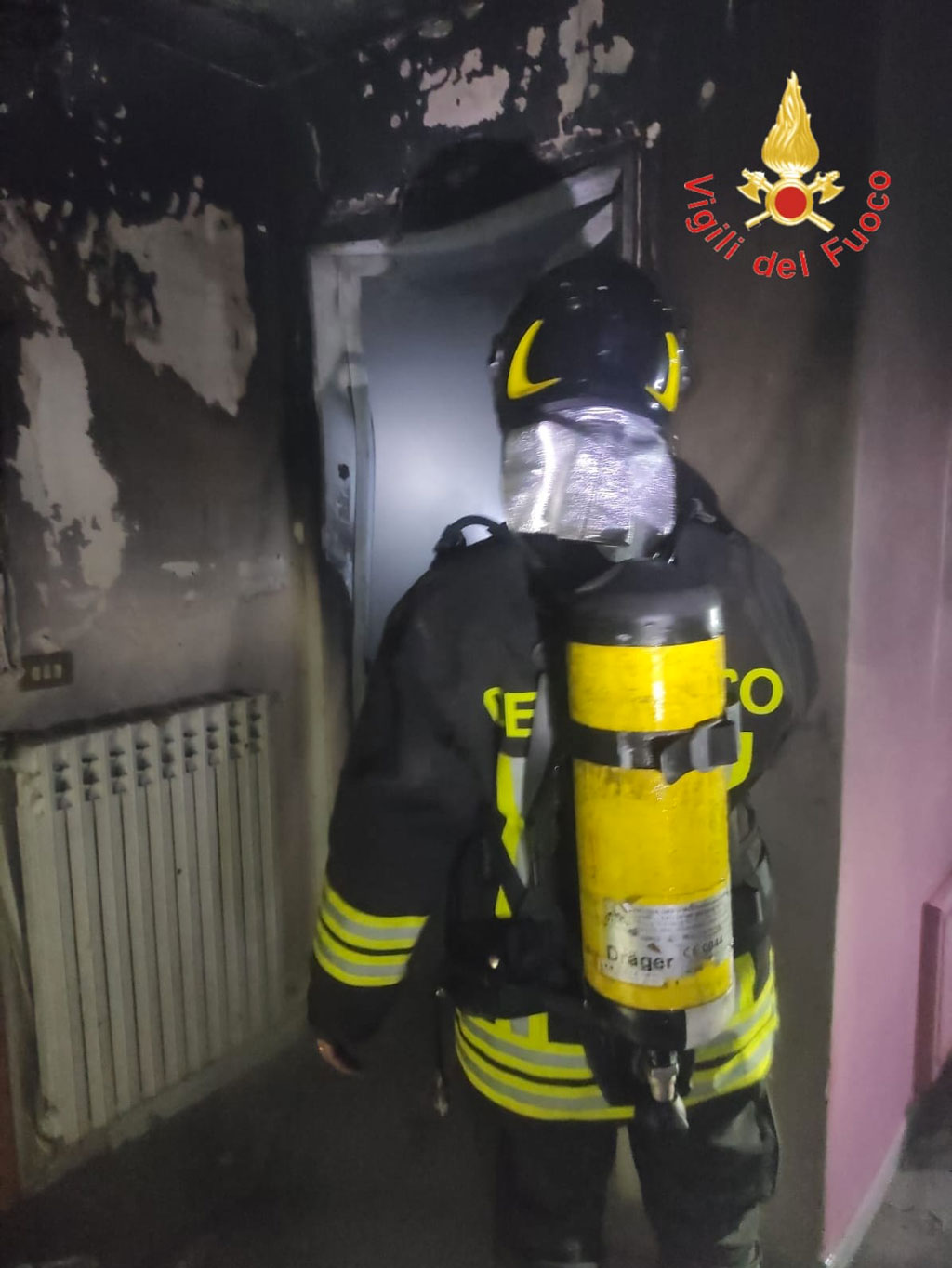 incendio-lamezia-5_cc91c.jpg