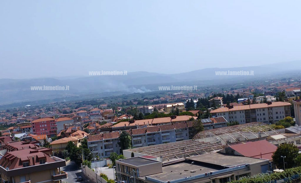 incendio-piana-lamezia58b-c47874c02dd2_65d54.jpg