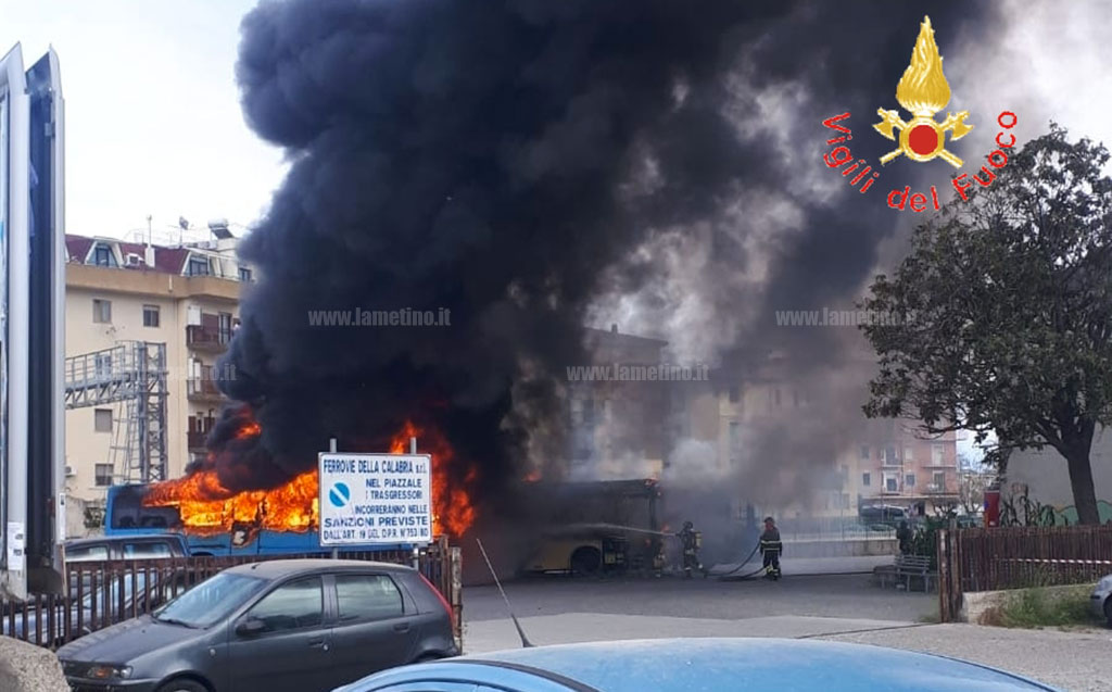 incendio-pullman-soverato.jpg