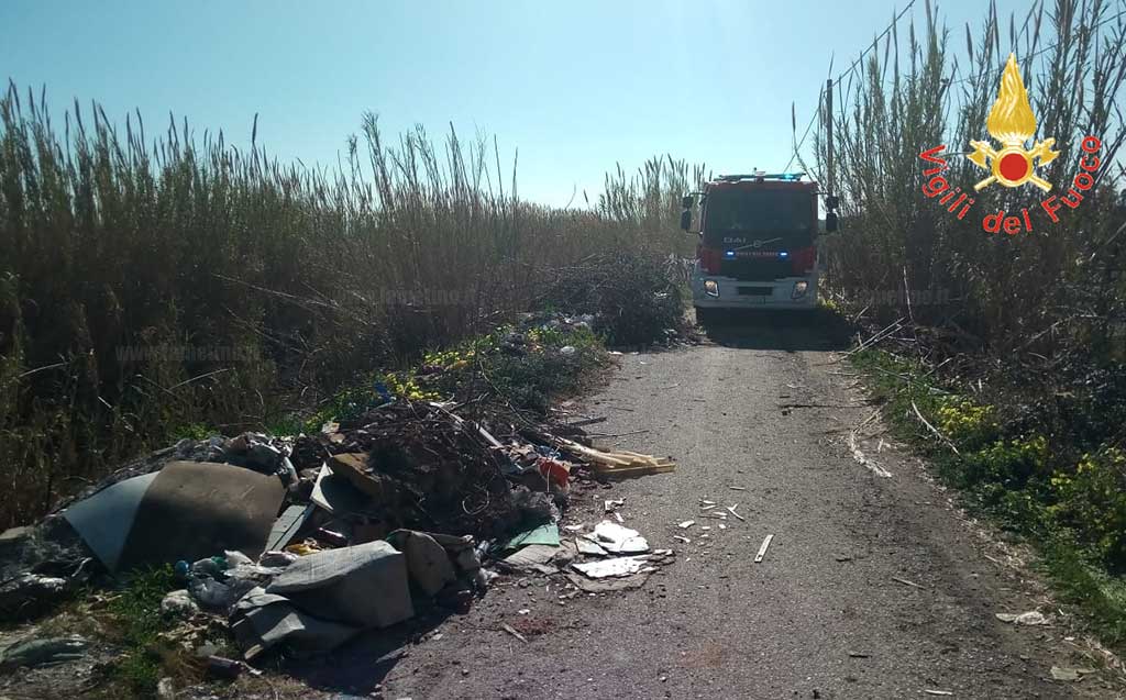 incendio-rotoli-3-6022019.jpg