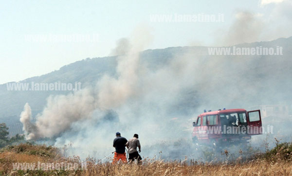 incendio-scordovillo-luglio-2012-ter