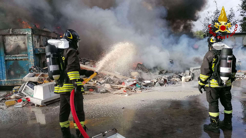 incendio-vibonese.jpg