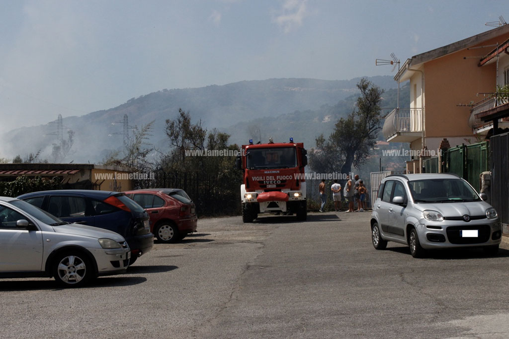 incendio-vigili.jpg