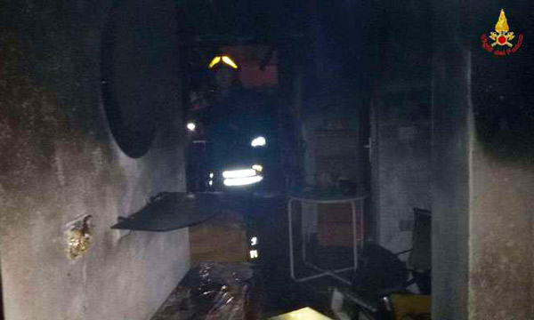 Incendio in abitazione a Fabrizia, occupanti sono in salvo