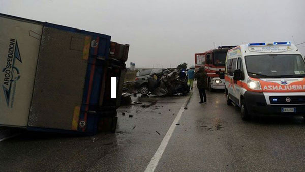 incidente-106-morto-giovane-sett-.jpg