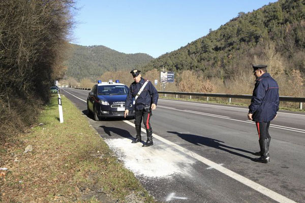 Calabria: Scontro tra auto, morto 41enne nel cosentino