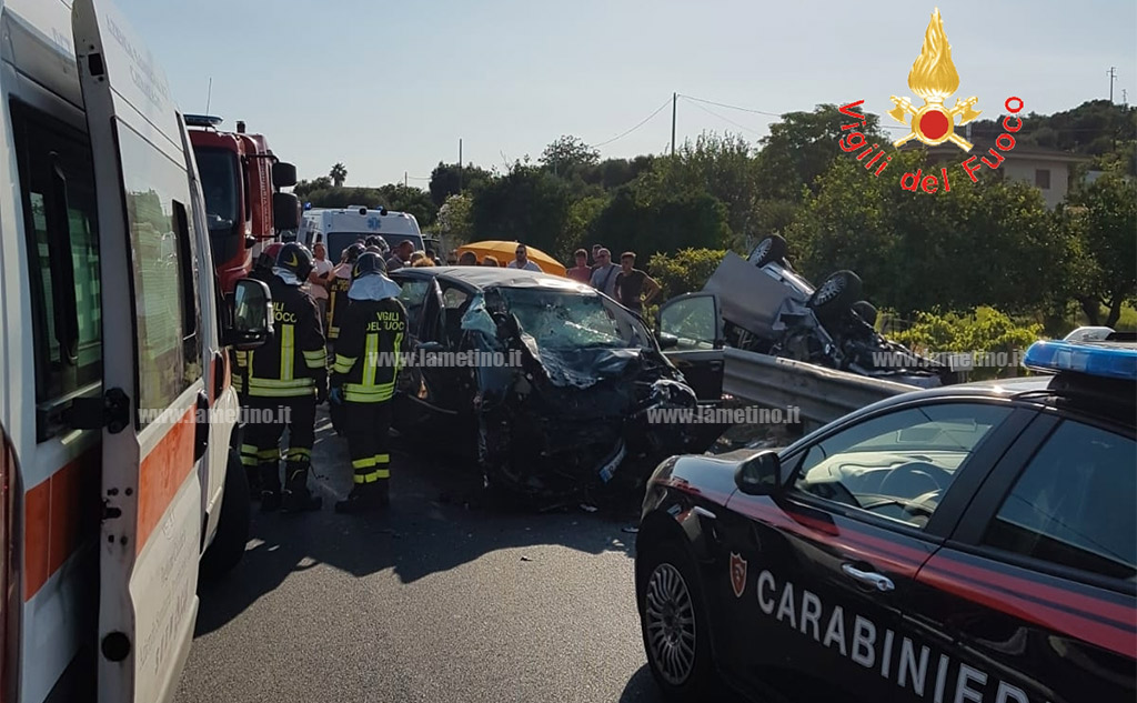 incidente-cropani3-040719.jpg