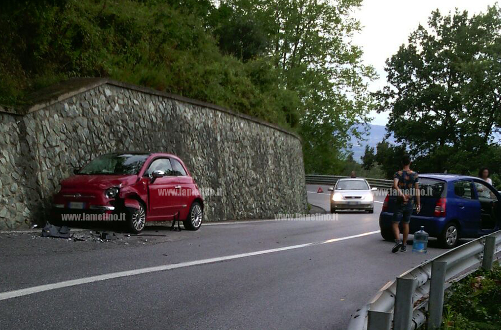 Incidente tra due auto in località Foresta a Platania, un ferito