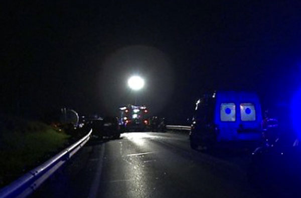 Scontro frontale a Catanzaro, muore 28enne