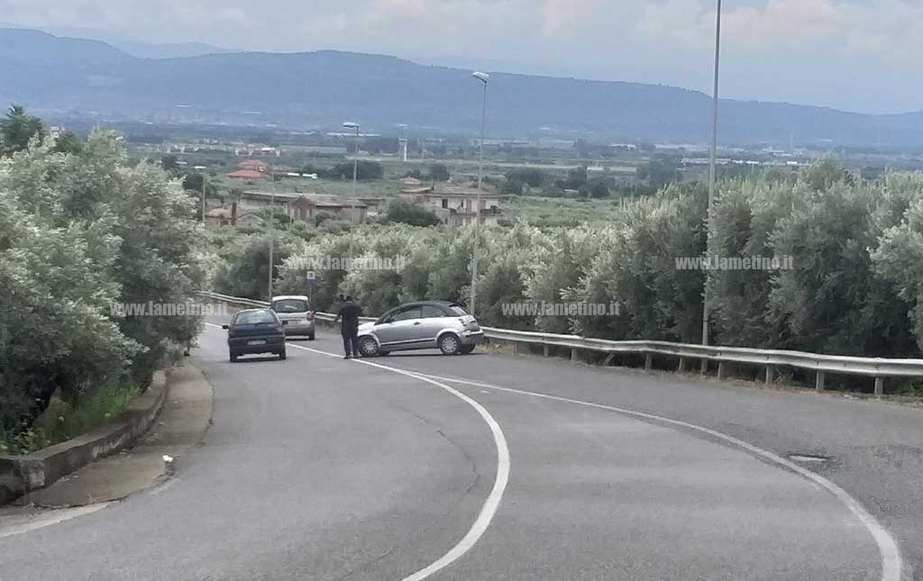 incidente-s-eufemia-vetere-1672019.jpg