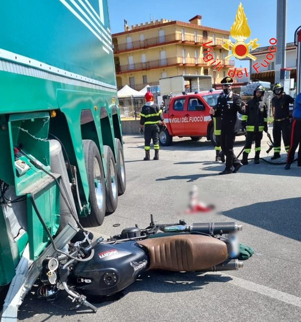 incidente-sellia-20996ok4f8774_4666a.jpg