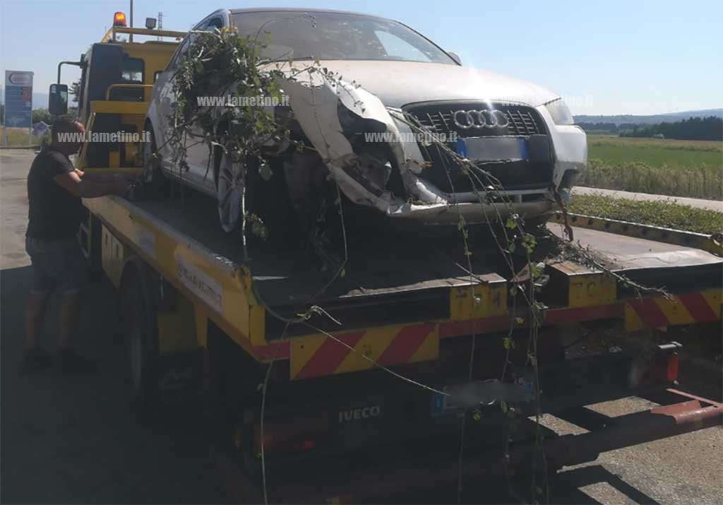 incidente-ss18-auto-fuori-strada-1982019-1.jpg