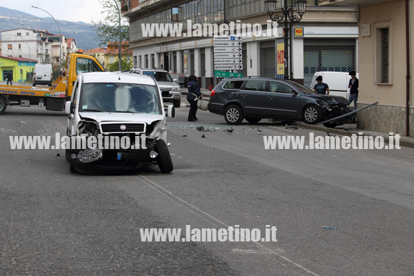 Lamezia: Incidente tra due veicoli in via Eroi di Sapri