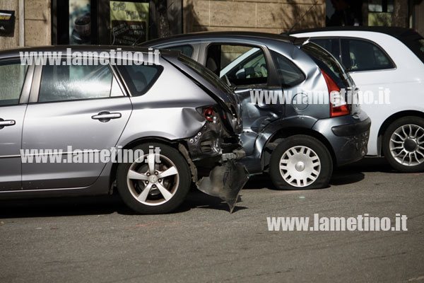 incidente-via-critstoforo-colombo-16-marzo.jpg
