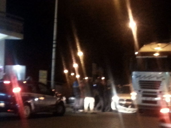 Lamezia: Incidente senza gravi conseguenze tra auto e camion in via Da Vinci