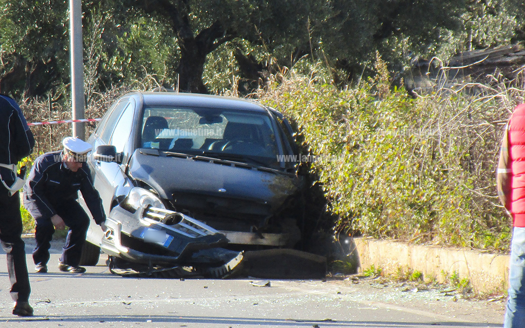incidente-via-nmartiri-2922019+.jpg