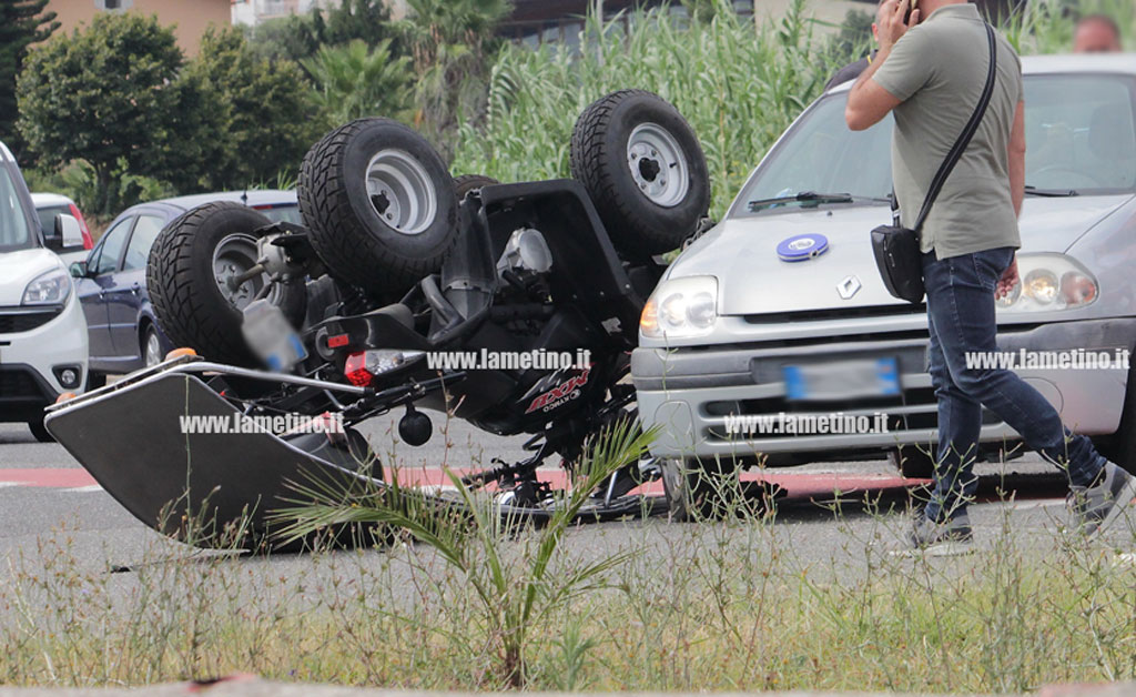 Lamezia: scontro tra auto e quad che si ribalta in via Perugini, ferito 50enne