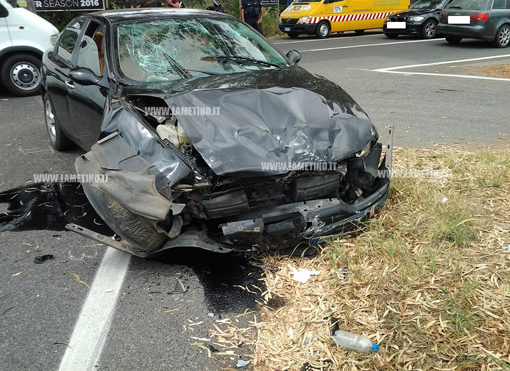 Lamezia: scontro tra due auto su SP 169, feriti lievi