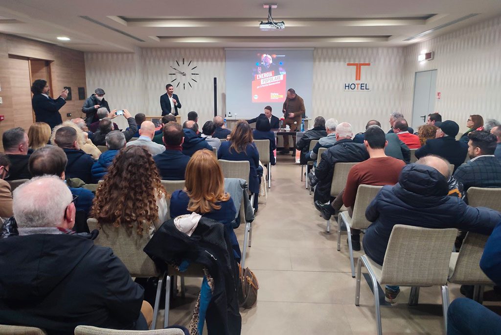 Congresso Pd, incontro area Bonaccini a Lamezia: “No ad Autonomia Differenziata”