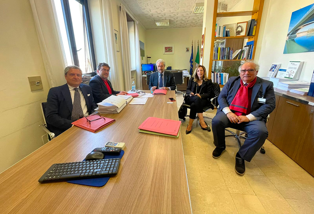 incontro-al-ministero_a5654.jpg