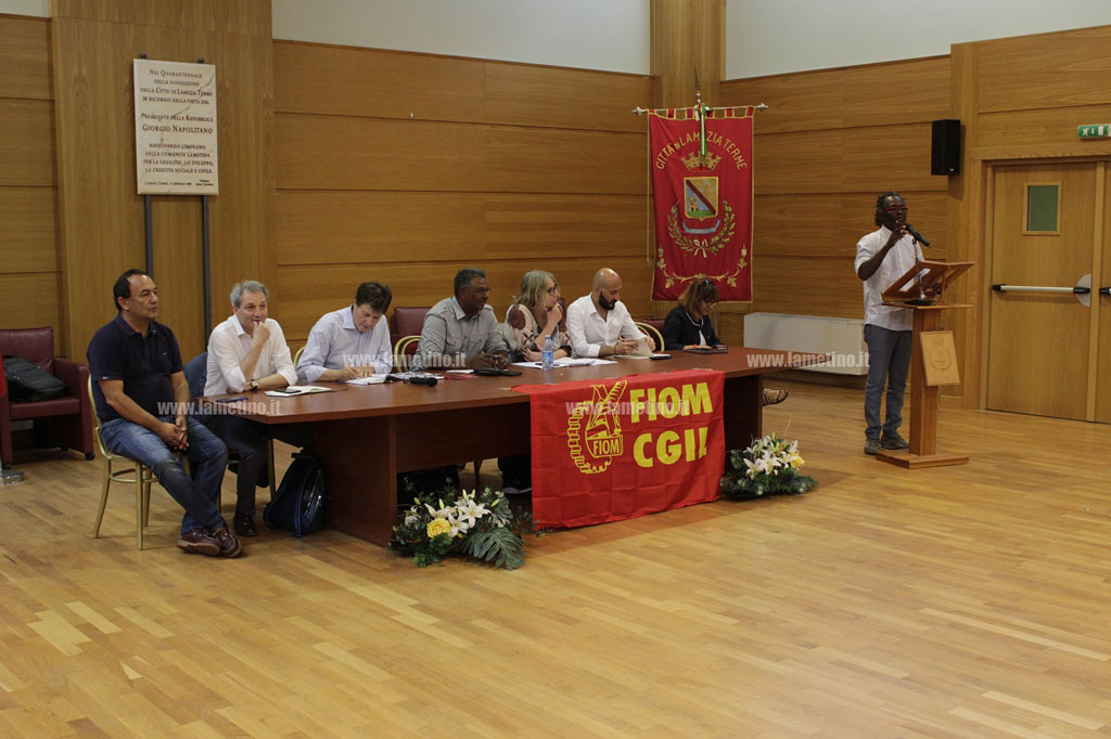 incontro-fiom-lamezia-Lucano.jpg