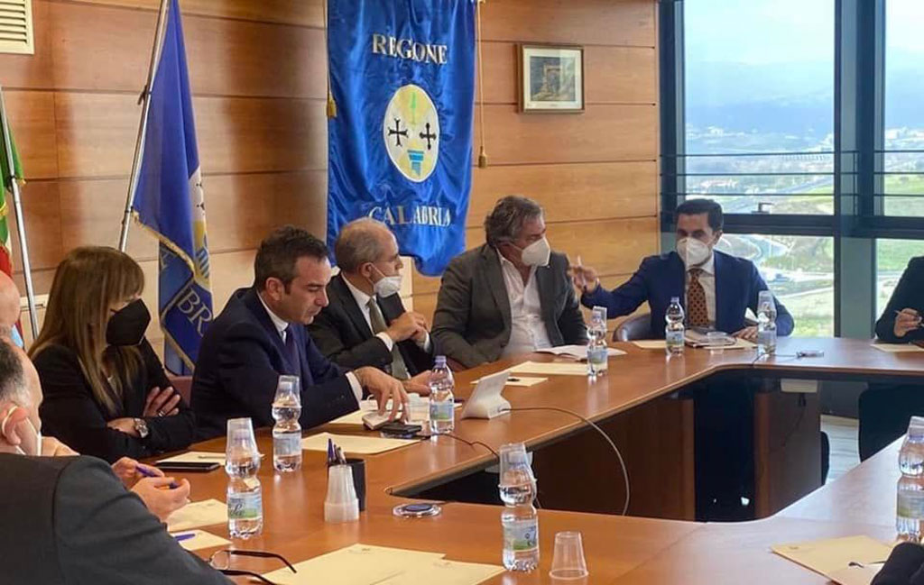 incontro-regione-su-scordovillo7947368735874906780_n_a8b93.jpg